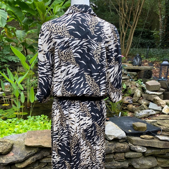 Adrianna Papell Skirt Top Set Animal Print Silk - Picture 2 of 11